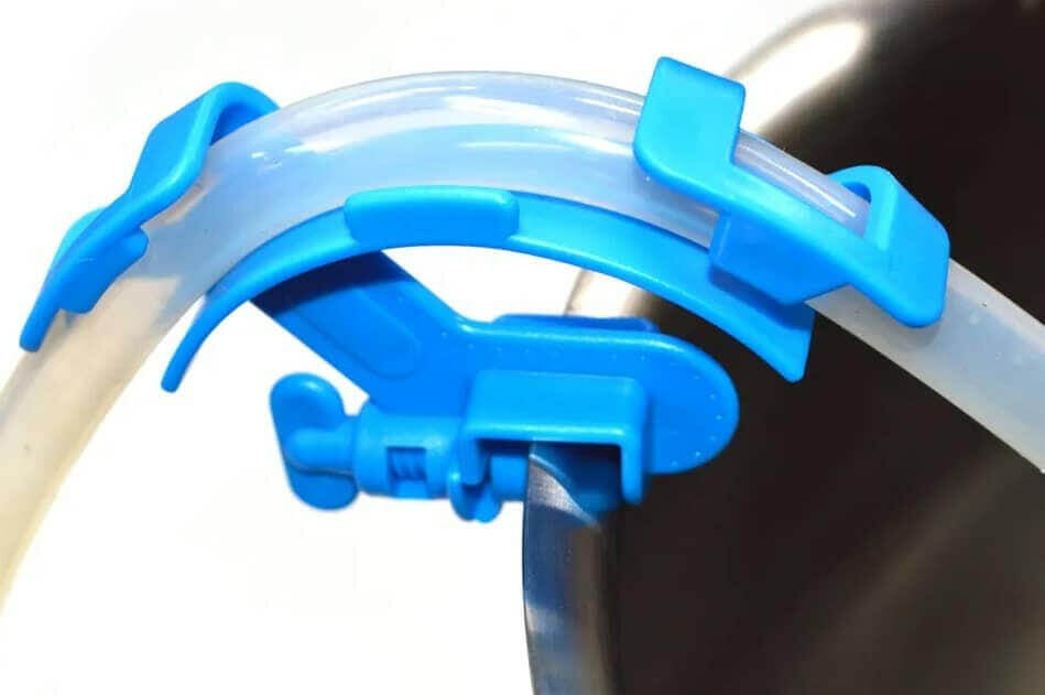 Blue Tubing Holder 6mm - 15mm | The Home Brew Shop | 753001